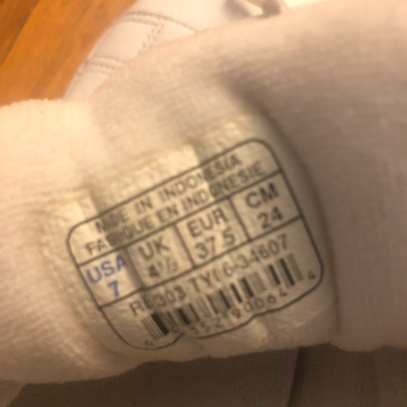 Vintage Reebok Classic - Picture 5 of 5